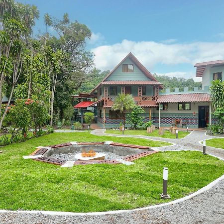 Socialtel Boquete Hotel Exterior photo