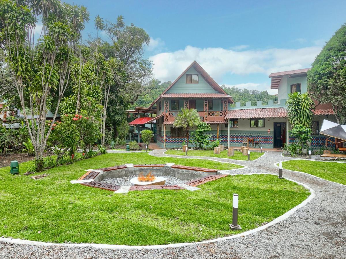Socialtel Boquete Hotel Exterior photo